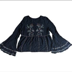 American Eagle Heavily Floral Embroidered Bell Sleeve Peasant Viscose Blouse
